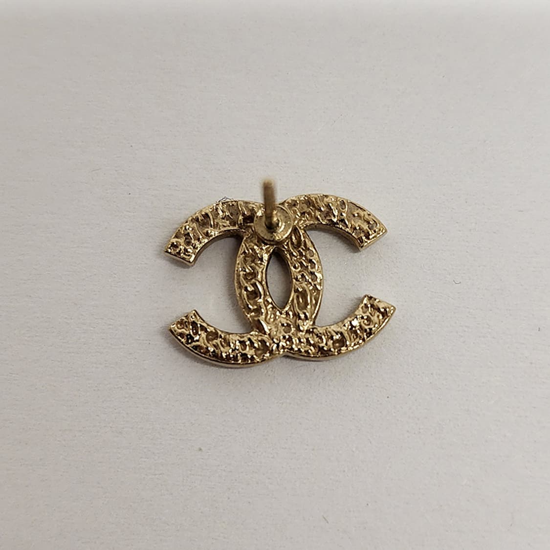샤넬 골드톤 CC로고 귀걸이 상품이미지2