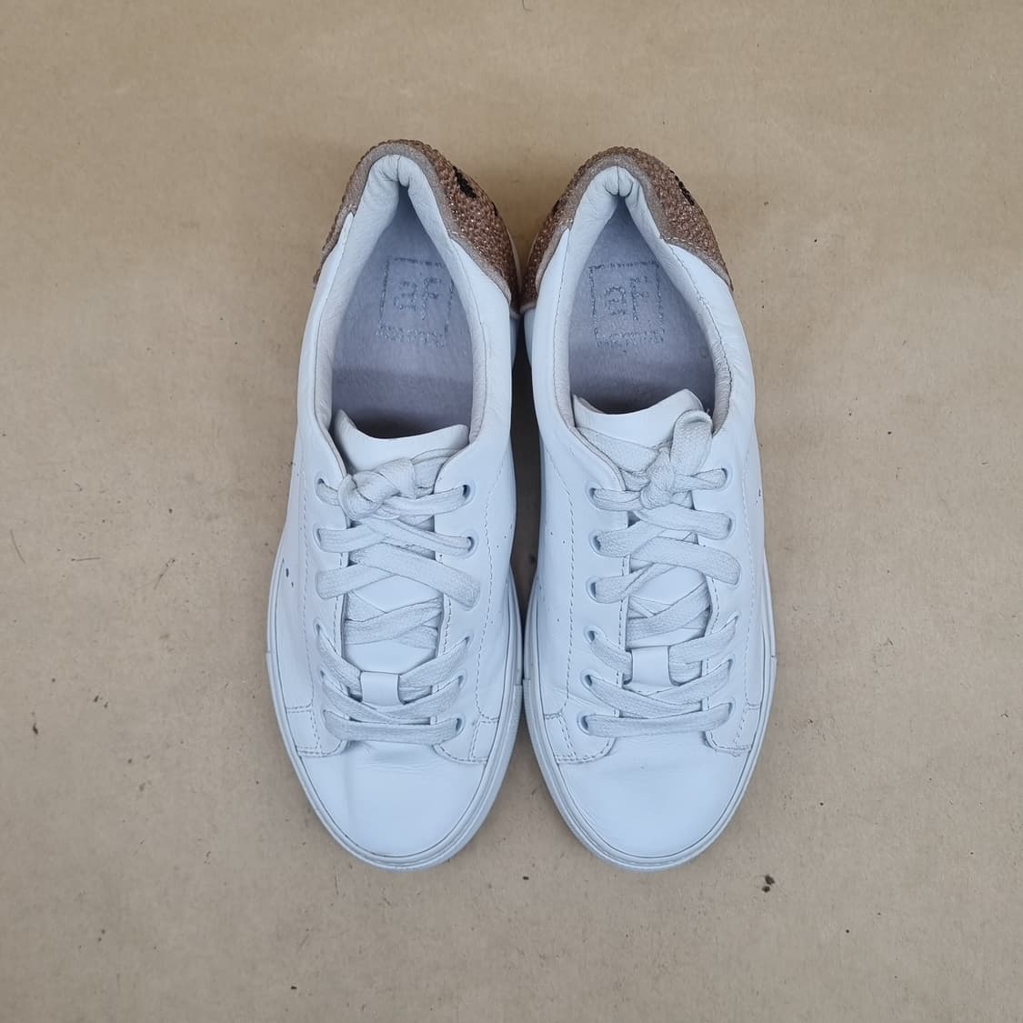 알베르토 페르마니 여성스니커즈235 굽4 상품이미지2