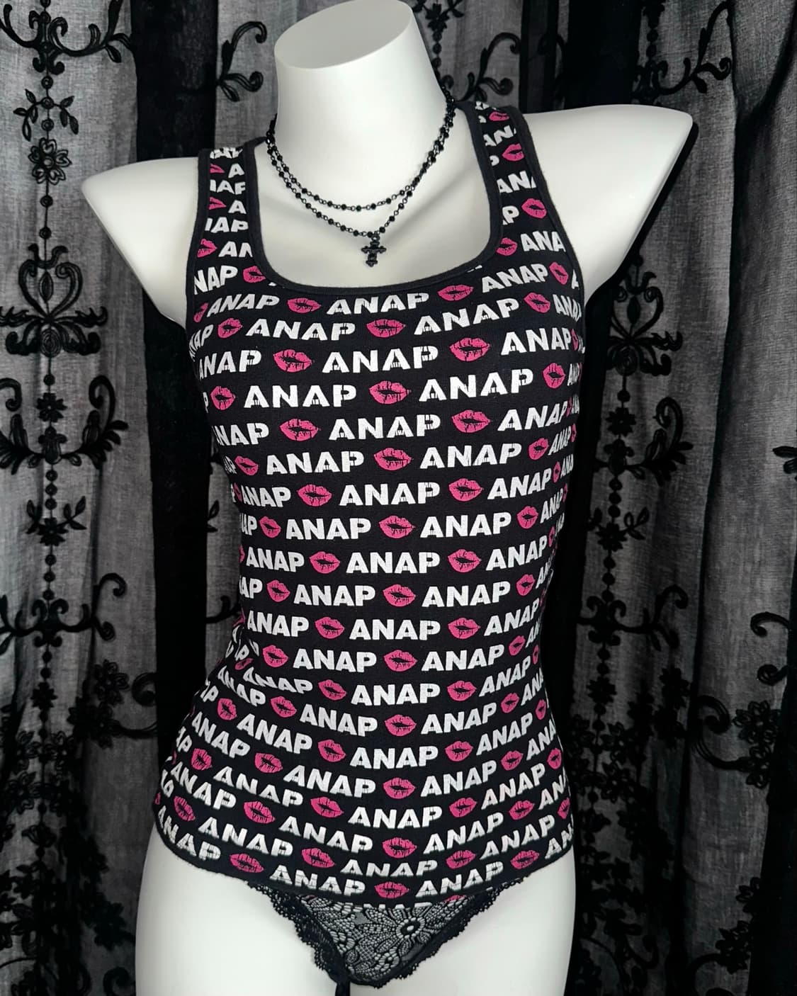 #ANAP black lip print sleeveless 상품이미지2