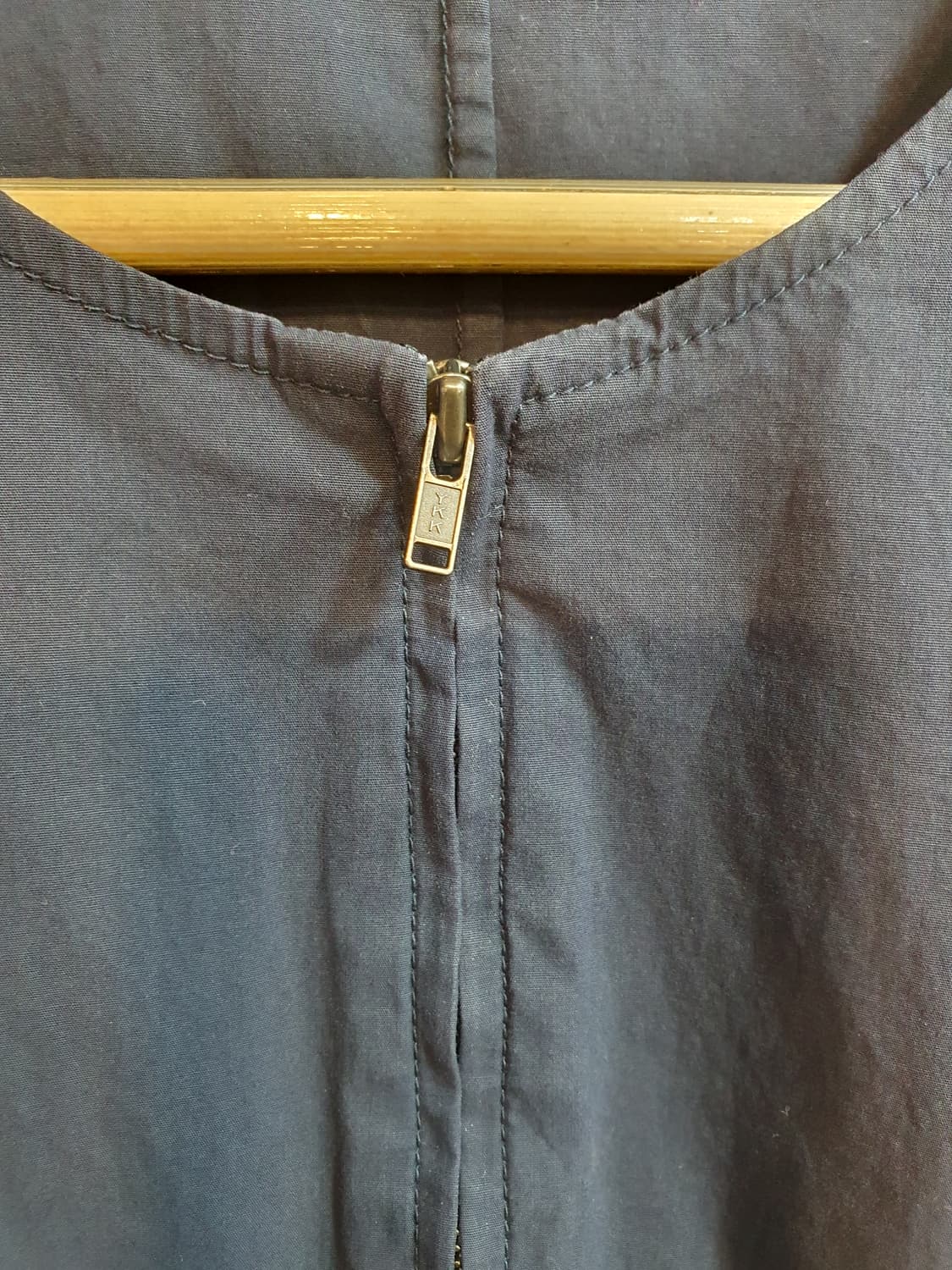 띠어리 네이비 지퍼원피스 상품이미지3