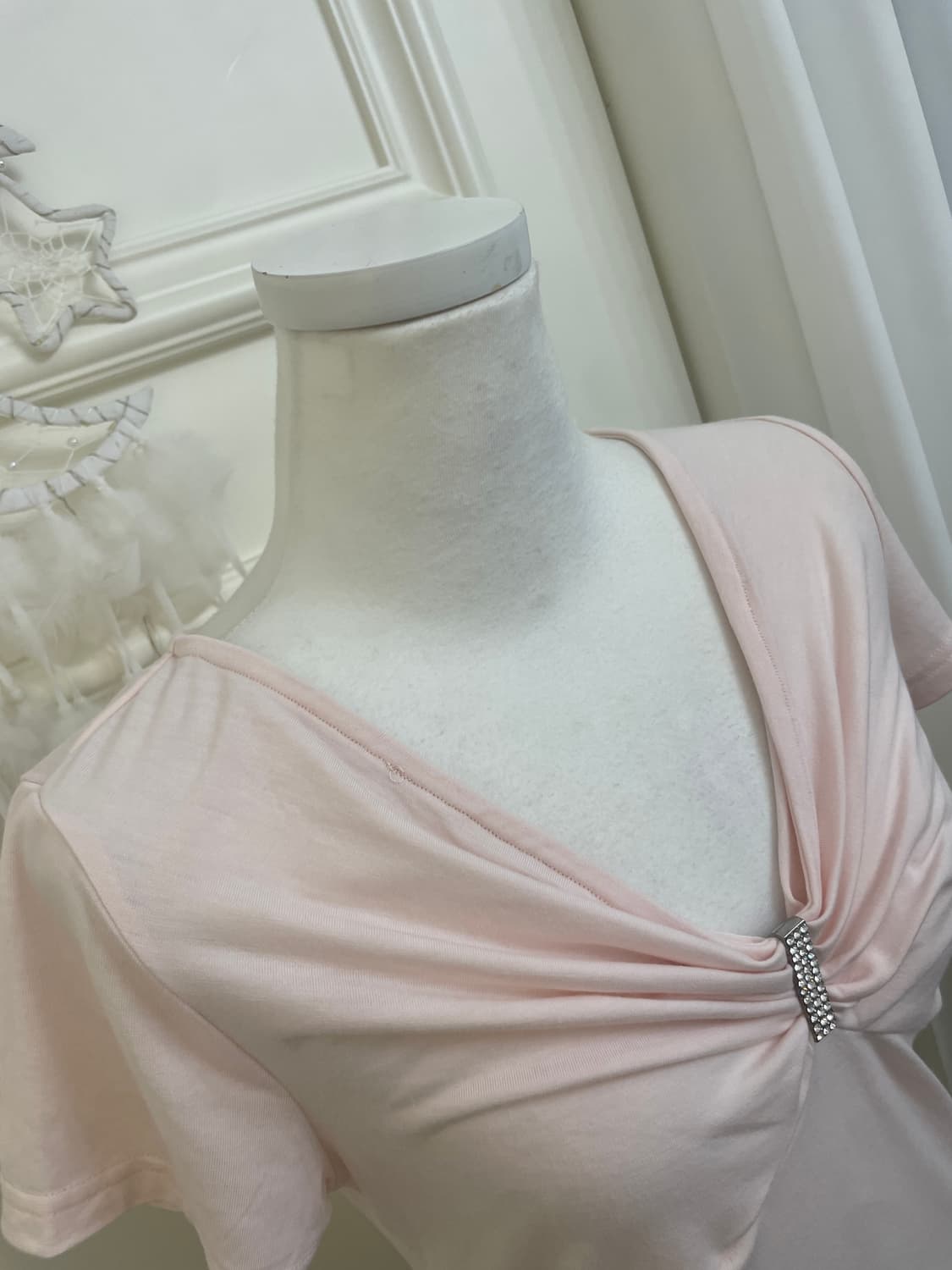 pink cubic point bust bow span top 상품이미지7