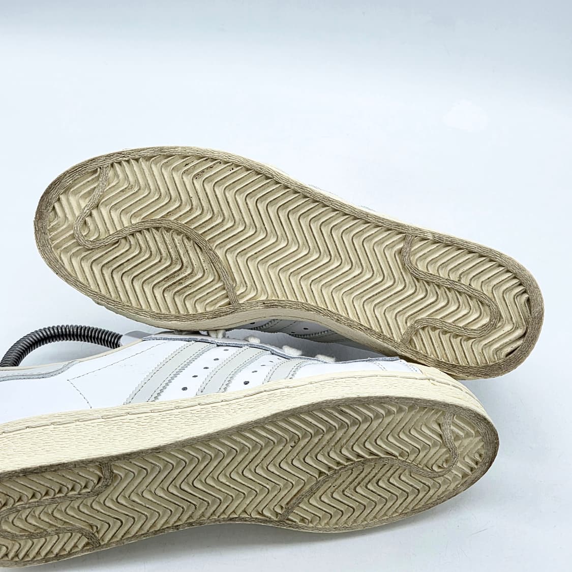 아디다스 슈퍼스타 82 화이트 오빗 그레이 (240) 상품이미지3