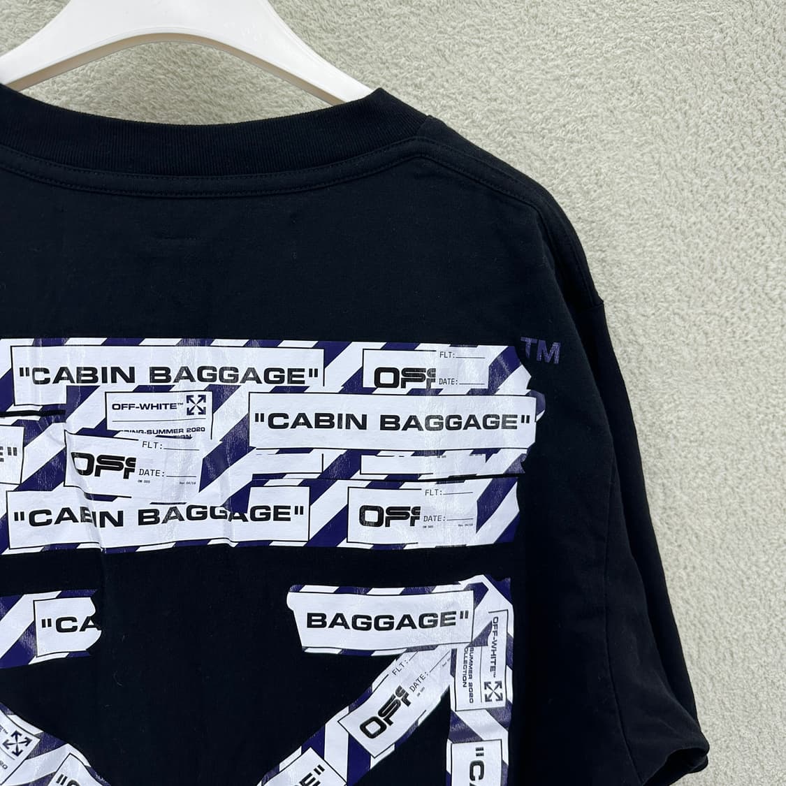 오프화이트 캐빈 반팔 티셔츠 오버핏 상품이미지2