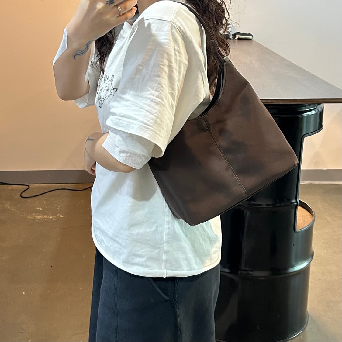 빈티지 딥브라운 숄더백 상품이미지8