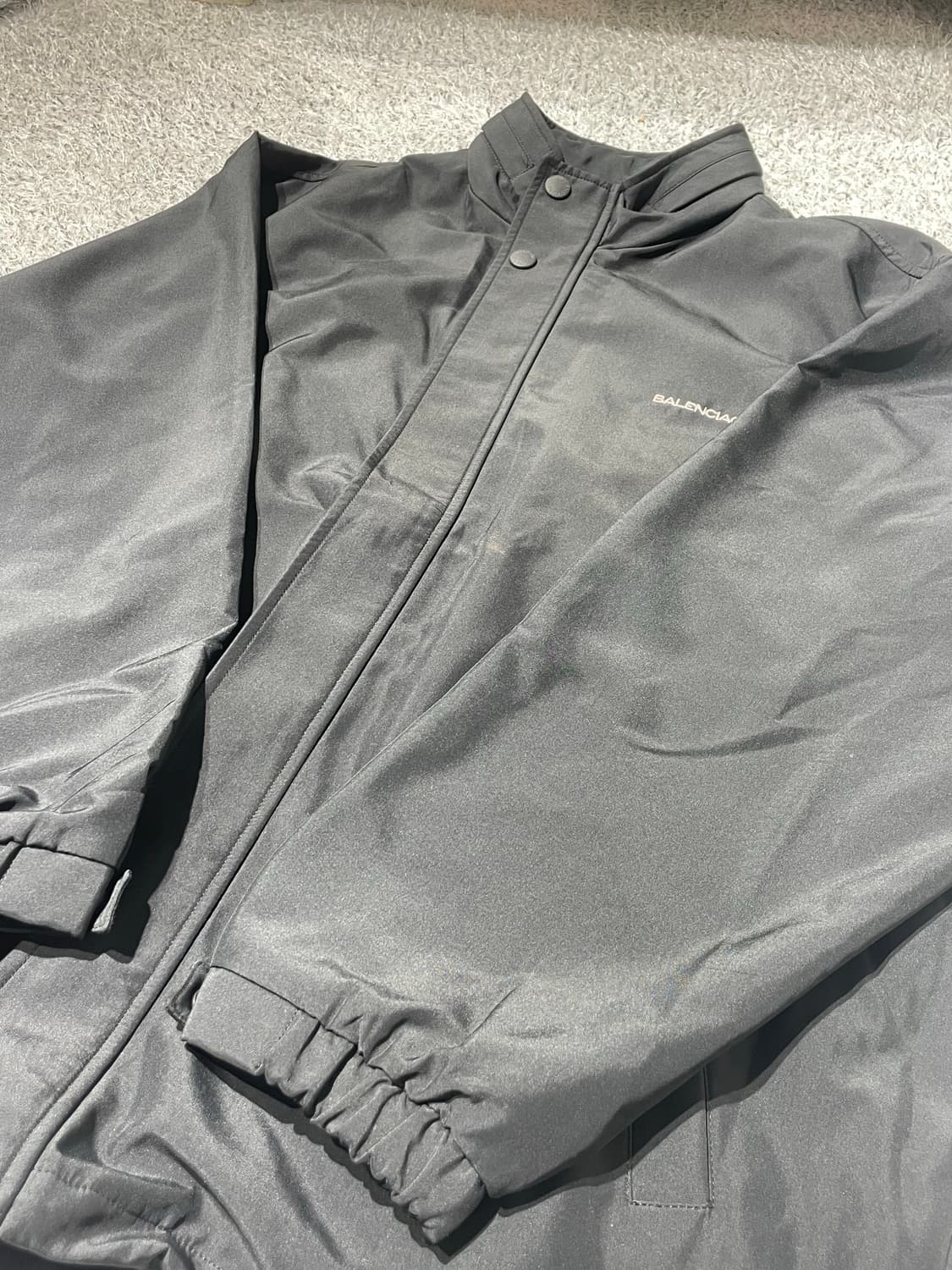 BALENCIAGA 상품이미지1