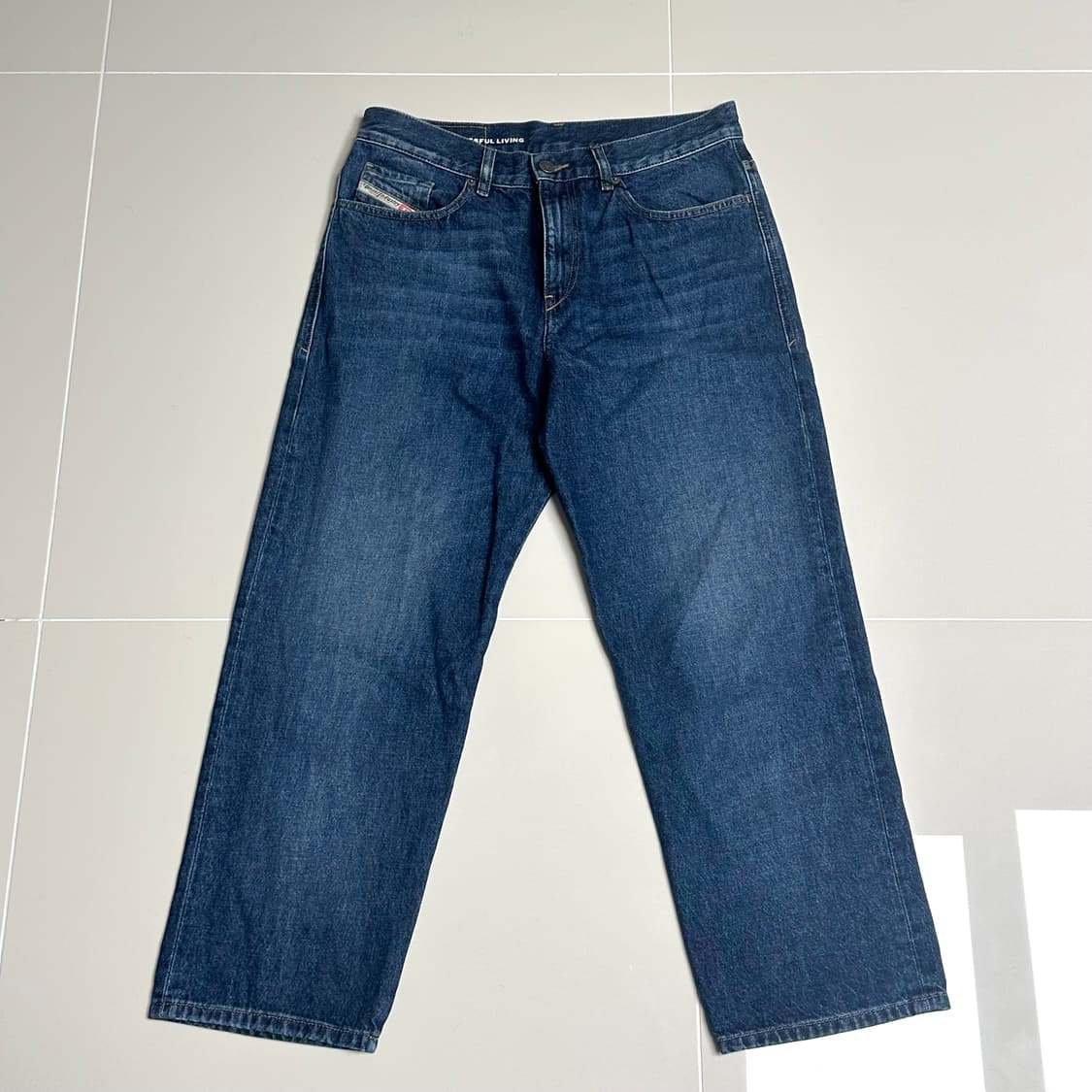 이거 왜 안 사요 디젤 데님 팬츠 DIESEL 신형 라벨 상품이미지4