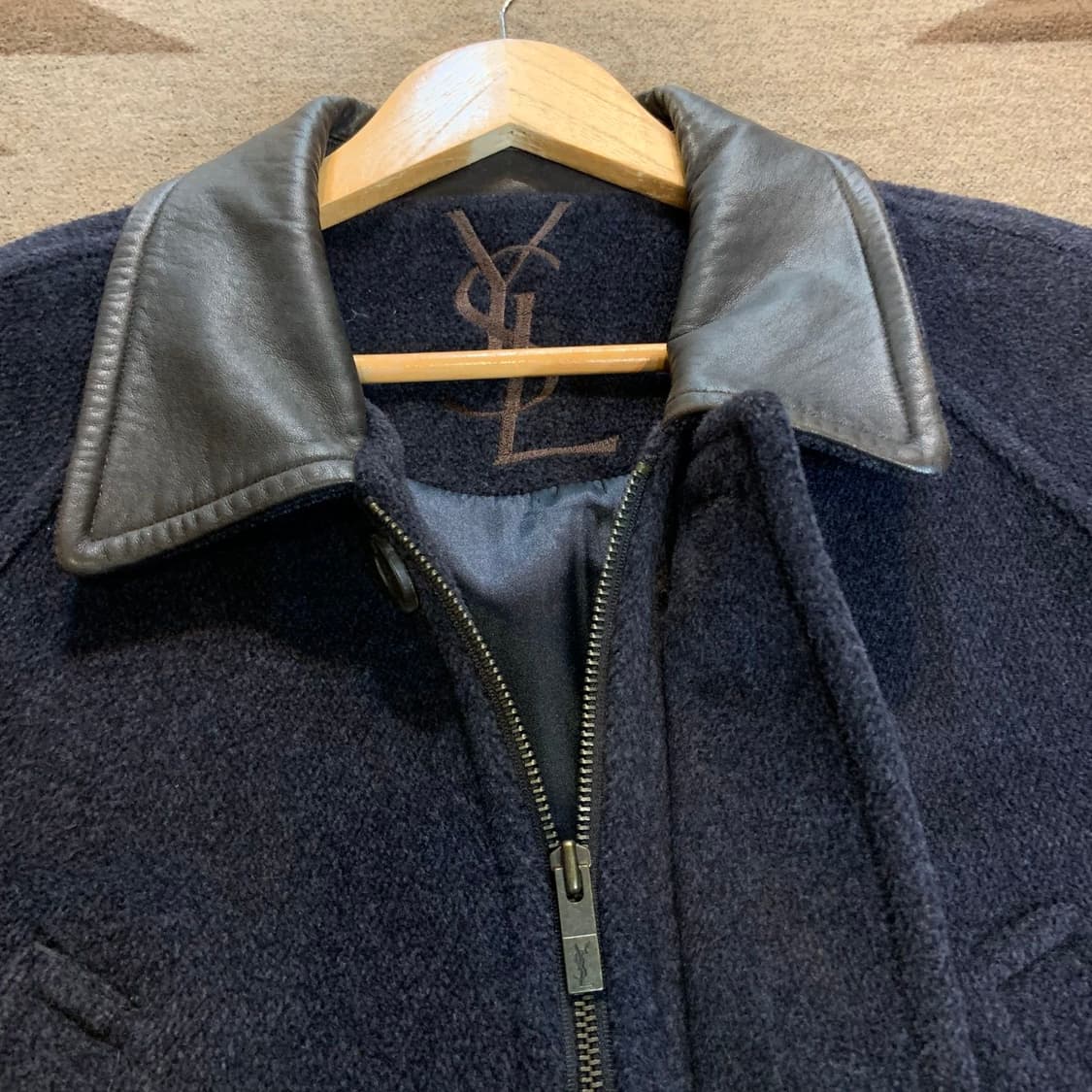 YSL 입생로랑 알파카울 레더카라 맥코트 105 헌팅 상품이미지2