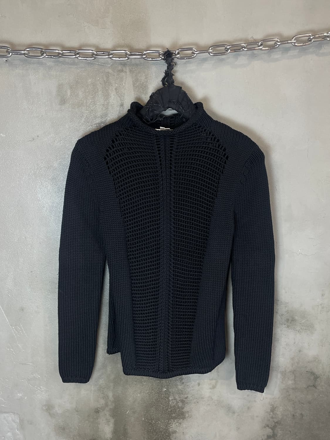 헬무트랭 텍스처드 패널 니트 상품이미지1