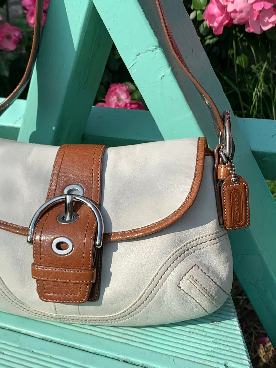 🤍 👜 Coach 화이트&카멜 레더 소호 숄더백 상품이미지2