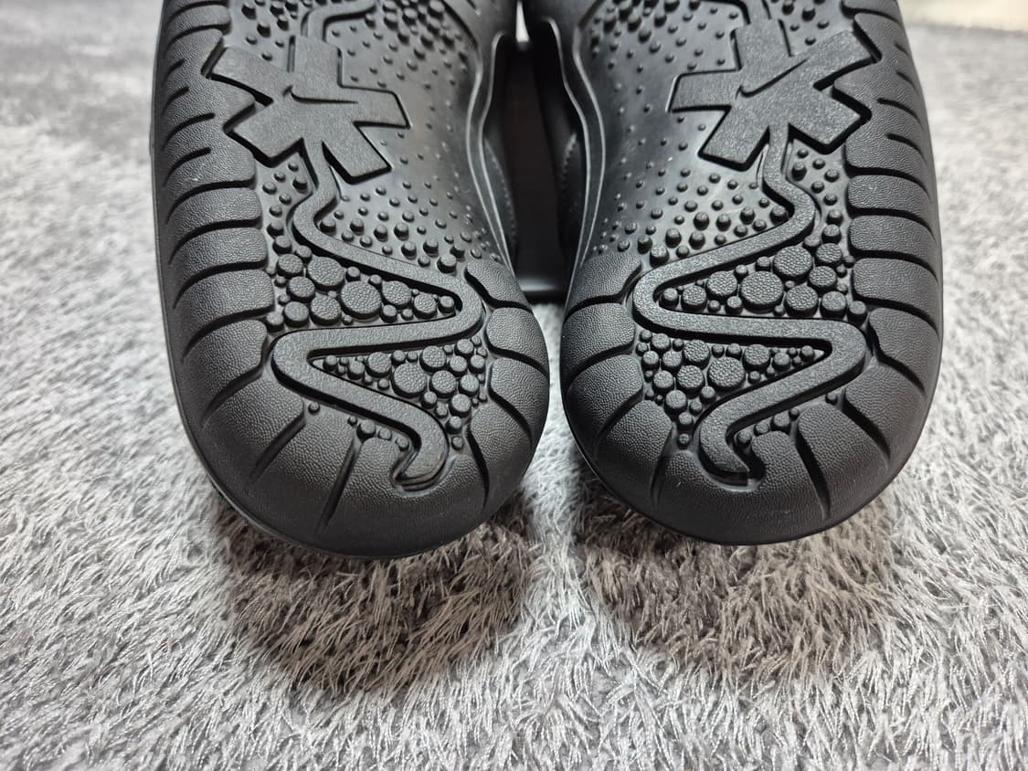 나이키 에어 줌 펄스 트리플블랙 265 상품이미지8