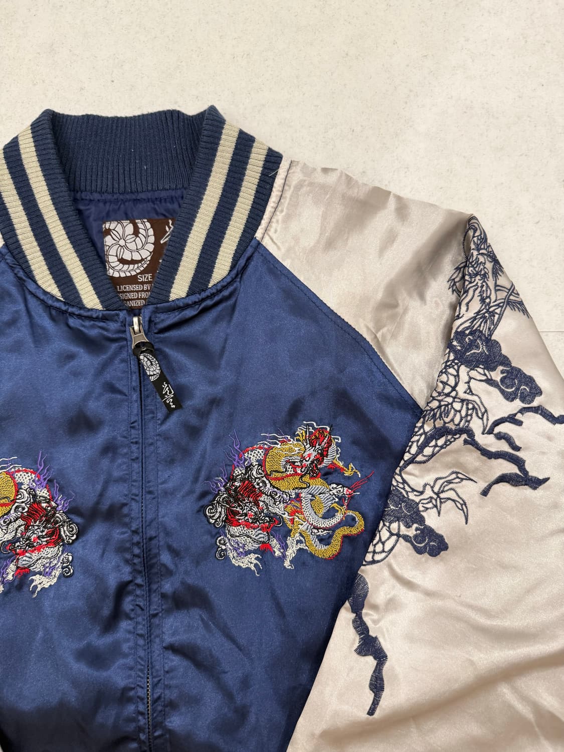 용 자수 자켓 팝니다 XL사이즈 상품이미지2