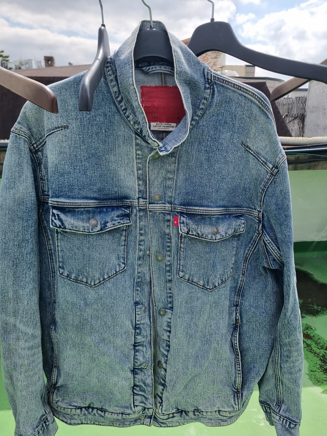 리바이스 엔지니어드진 워싱 트러커 자켓 상품이미지1