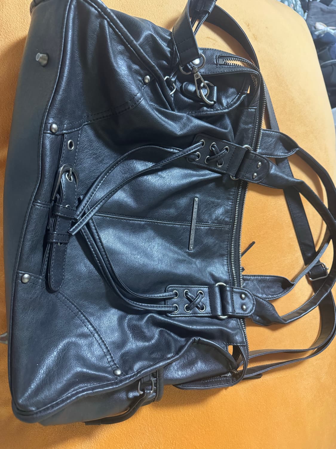 팬시클럽 벨티드 워싱 레더백  블랙 상품이미지2