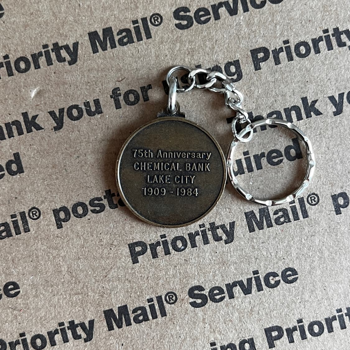 90s vtg Bank 75th Anniversary Keyring 상품이미지1