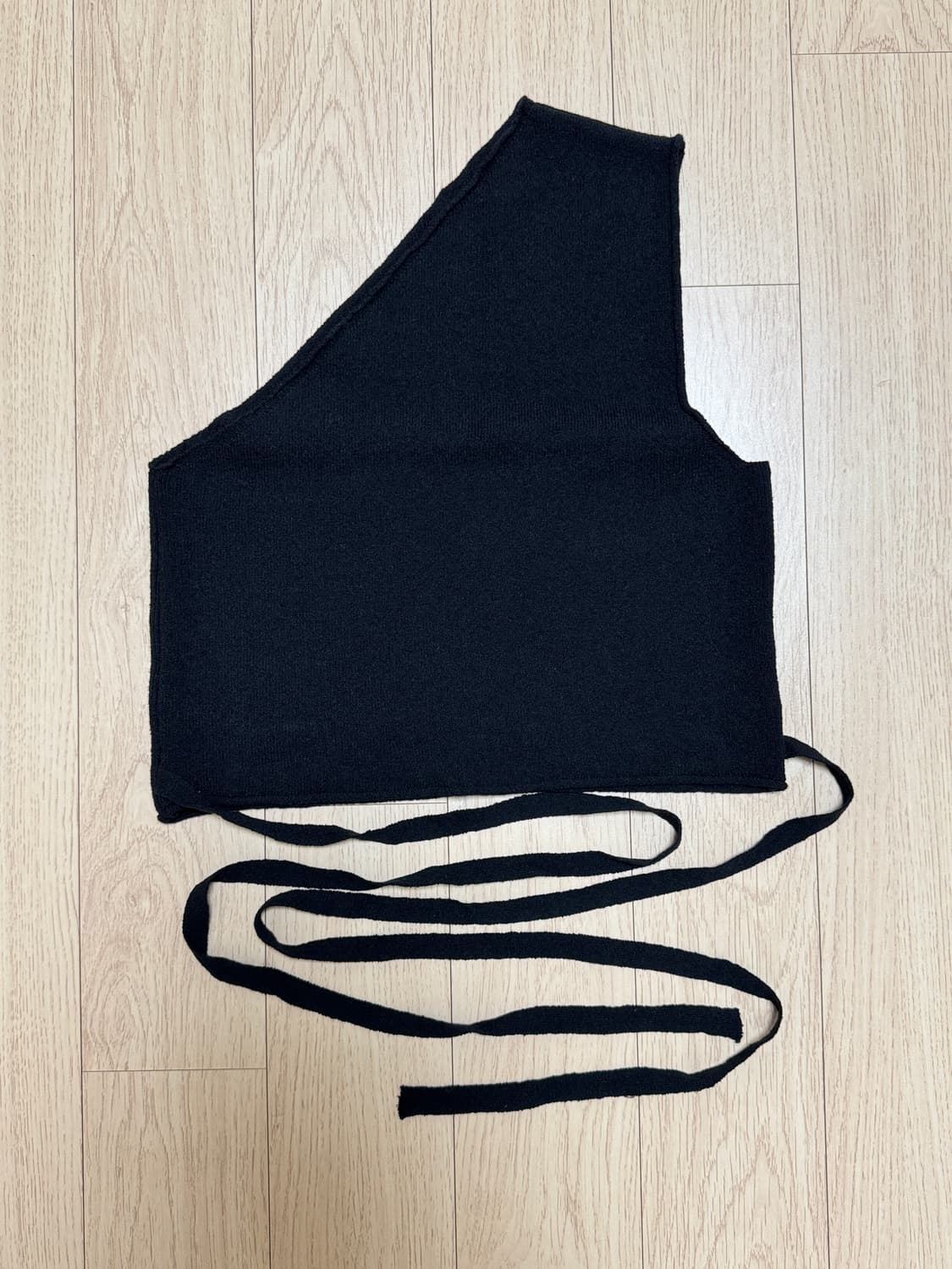 낫띵에브리띵 cut out top 상품이미지5