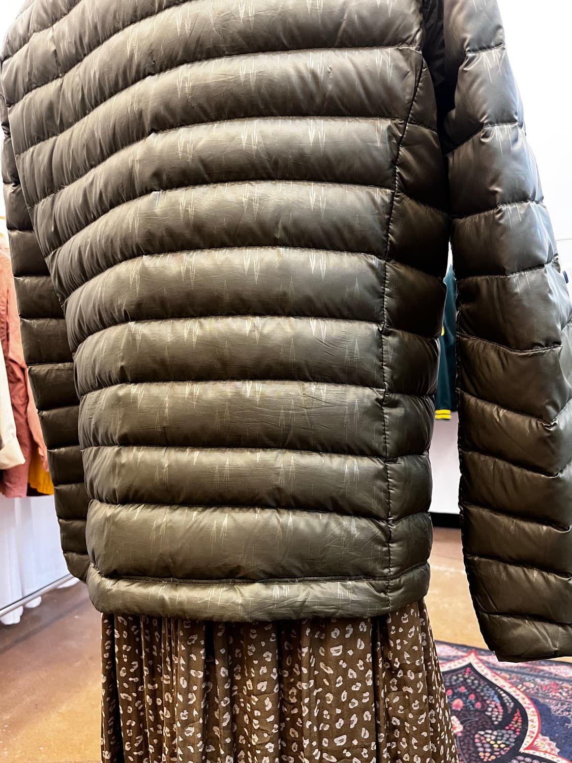 파타고니아 다운 스웨터 경량 패딩 올리브 상품이미지7