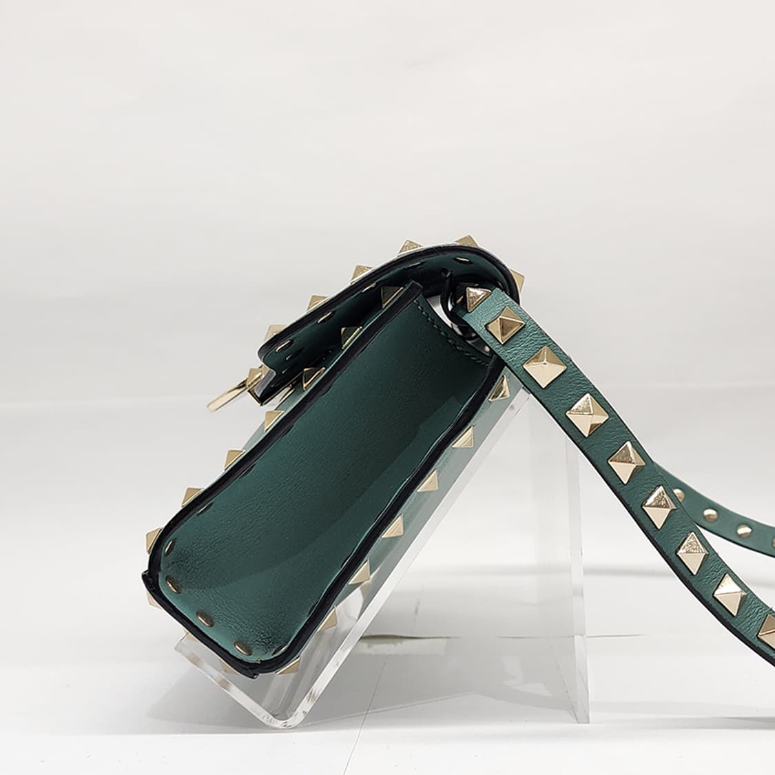 발렌티노 락스터드 미니 크로스바디백 민트 상품이미지2