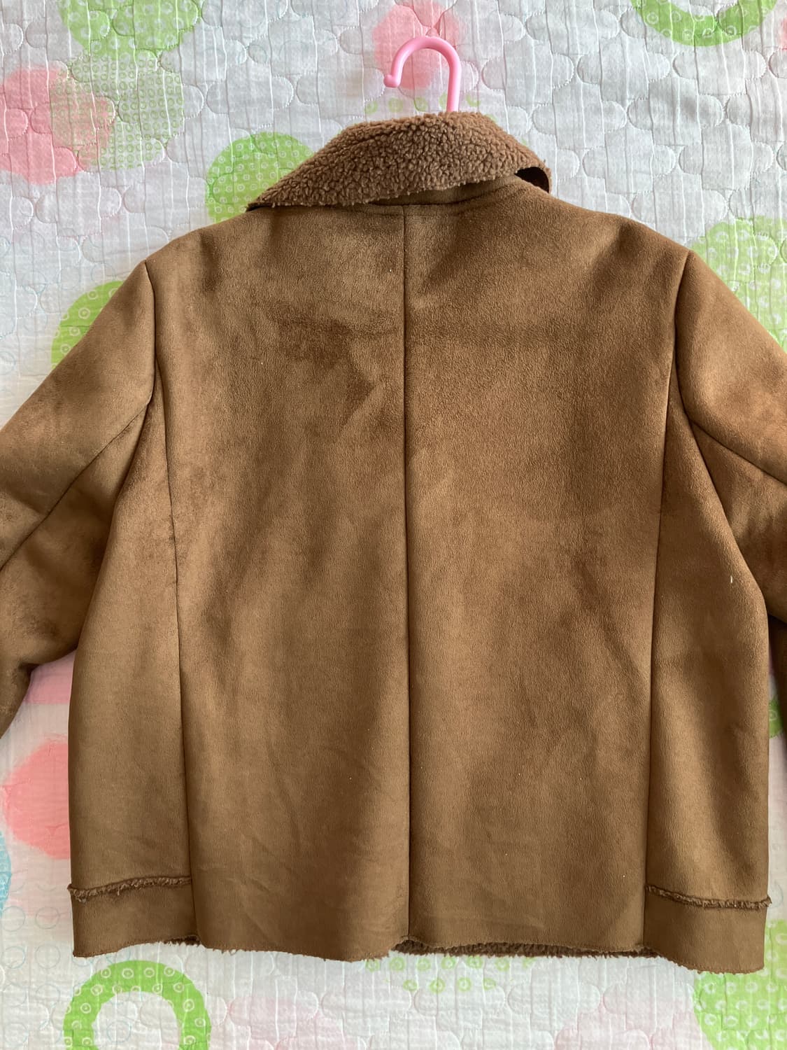 GU 브라운 무스탕 상품이미지2