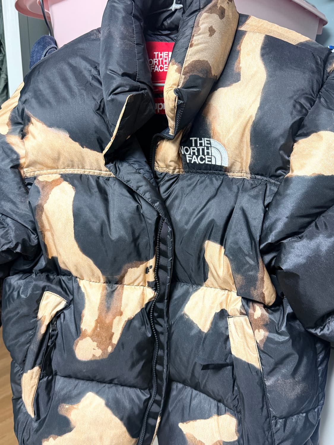 슈노 슈프림X노스페이스 콜라보 눕시 블리치 라지 상품이미지1