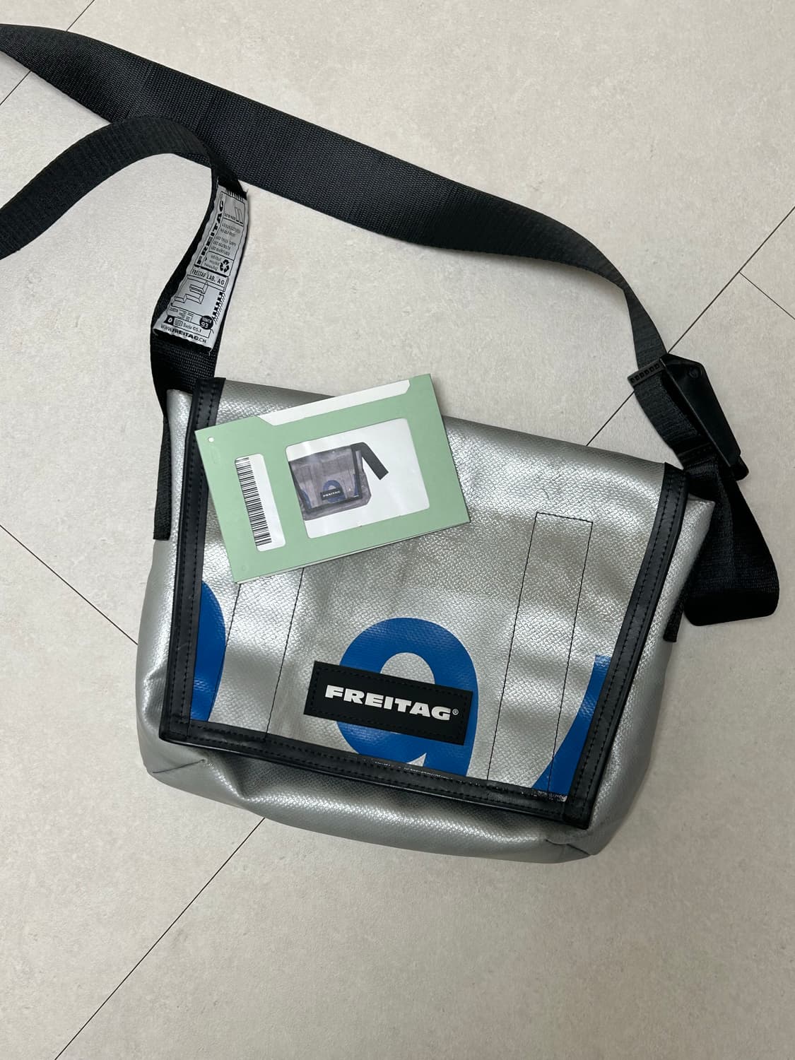 프라이탁 라씨 실버블루 상품이미지1