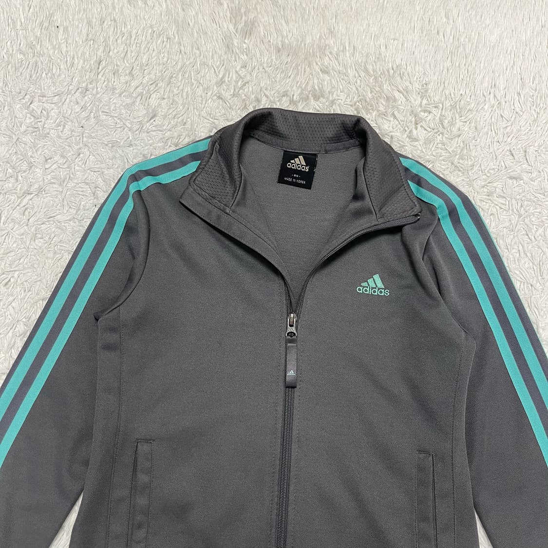 Adidas grey mint jersey 상품이미지5