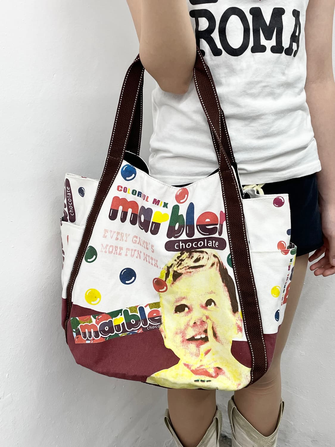 모리키치 초콜릿 일러스트 숄더백🍫🍩 상품이미지1