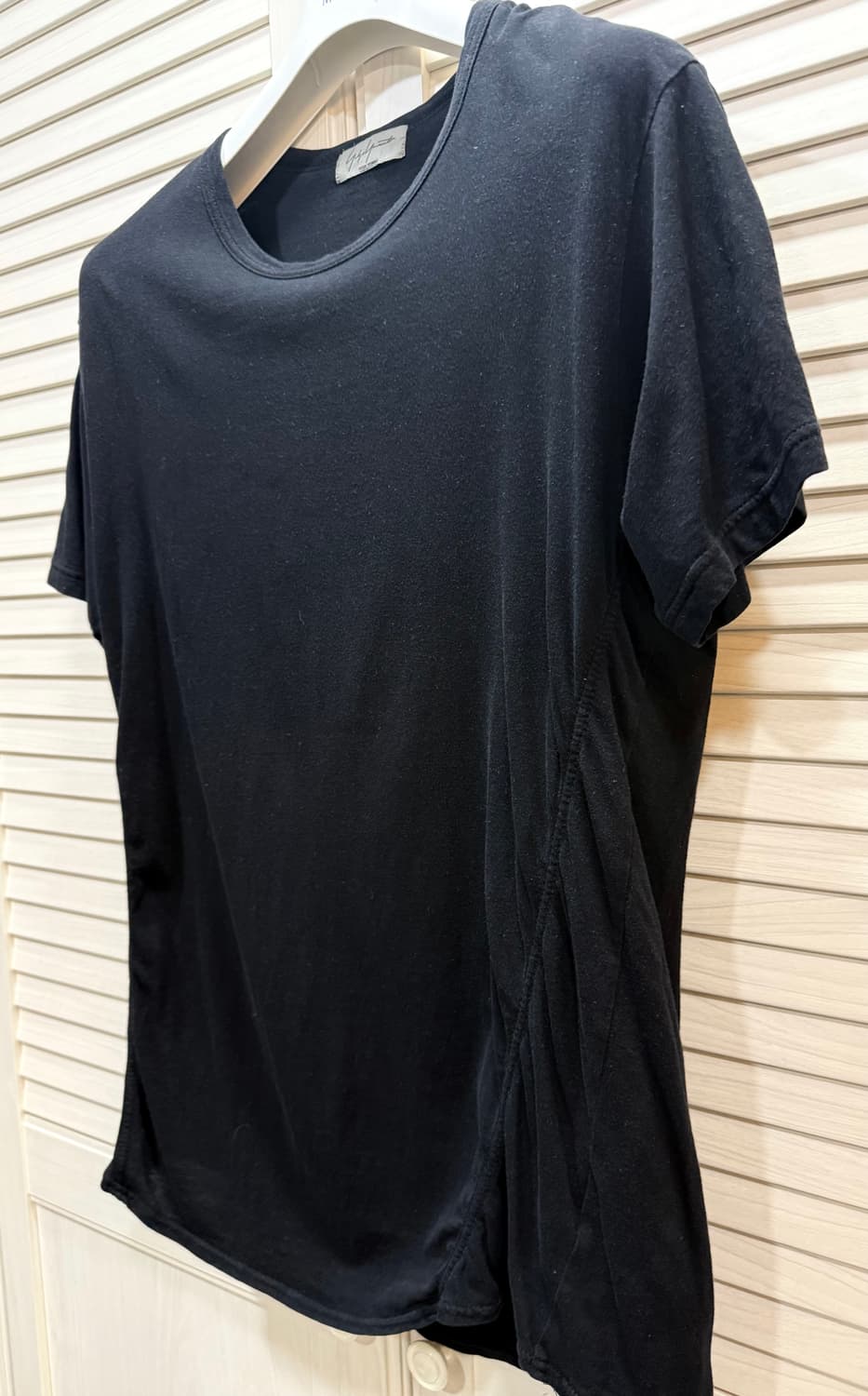 요지 야마모토 사선절개 주름 반팔티 상품이미지4