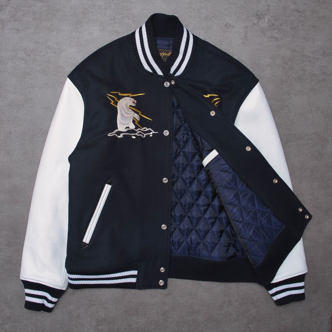 아카펠라클로딩 수베니어 바시티 42 상품이미지1