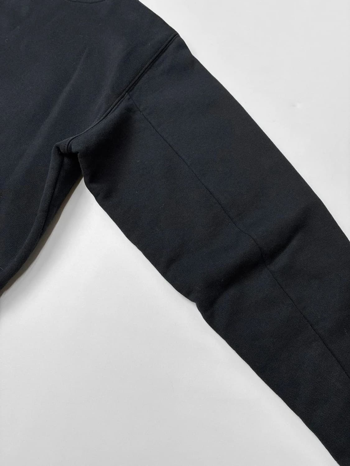 아크네스튜디오 버드플라워 벨벳 맨투맨 PN5172 상품이미지5