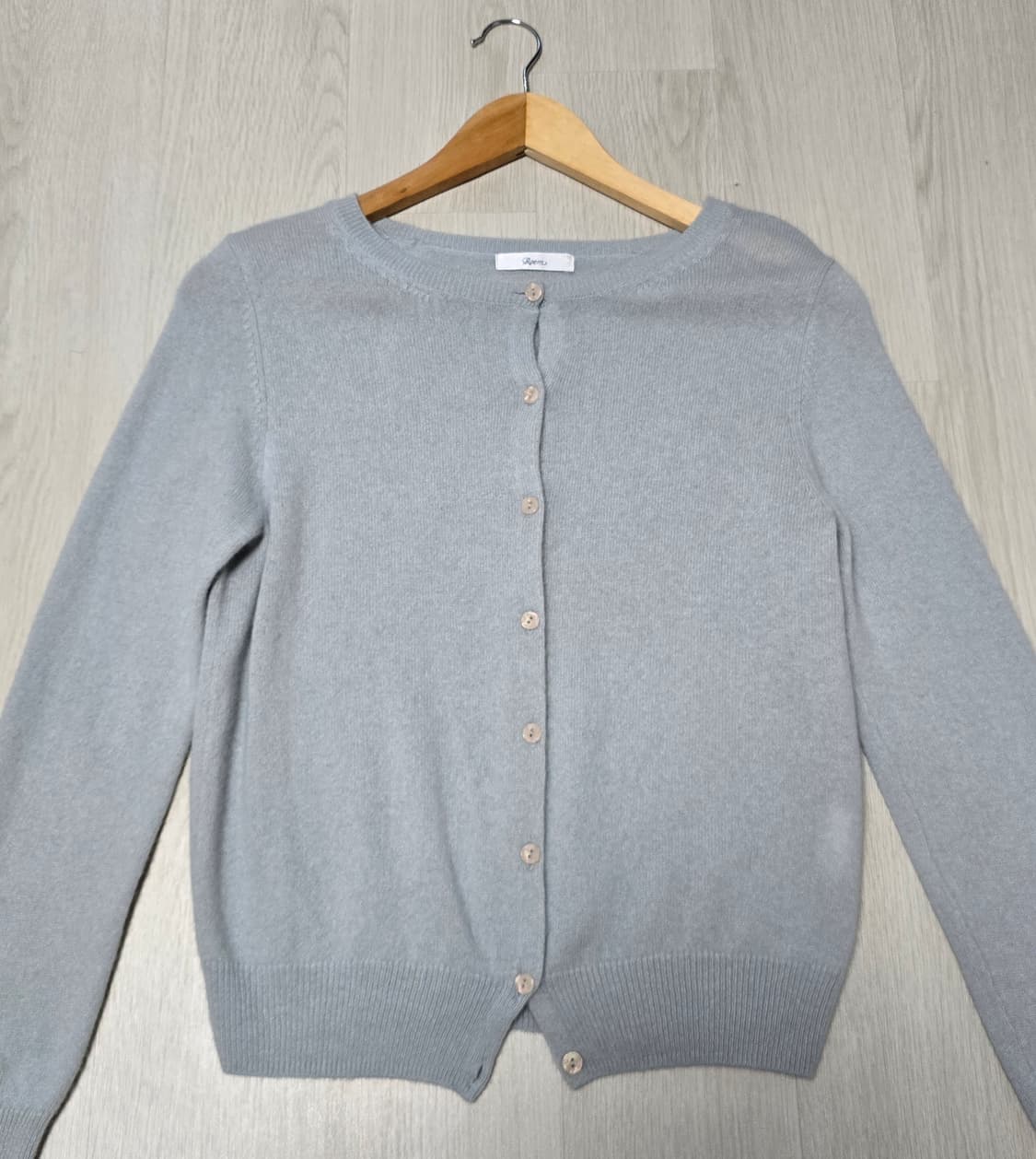 로엠 roem 캐시미어100 가디건 하늘색 상품이미지1