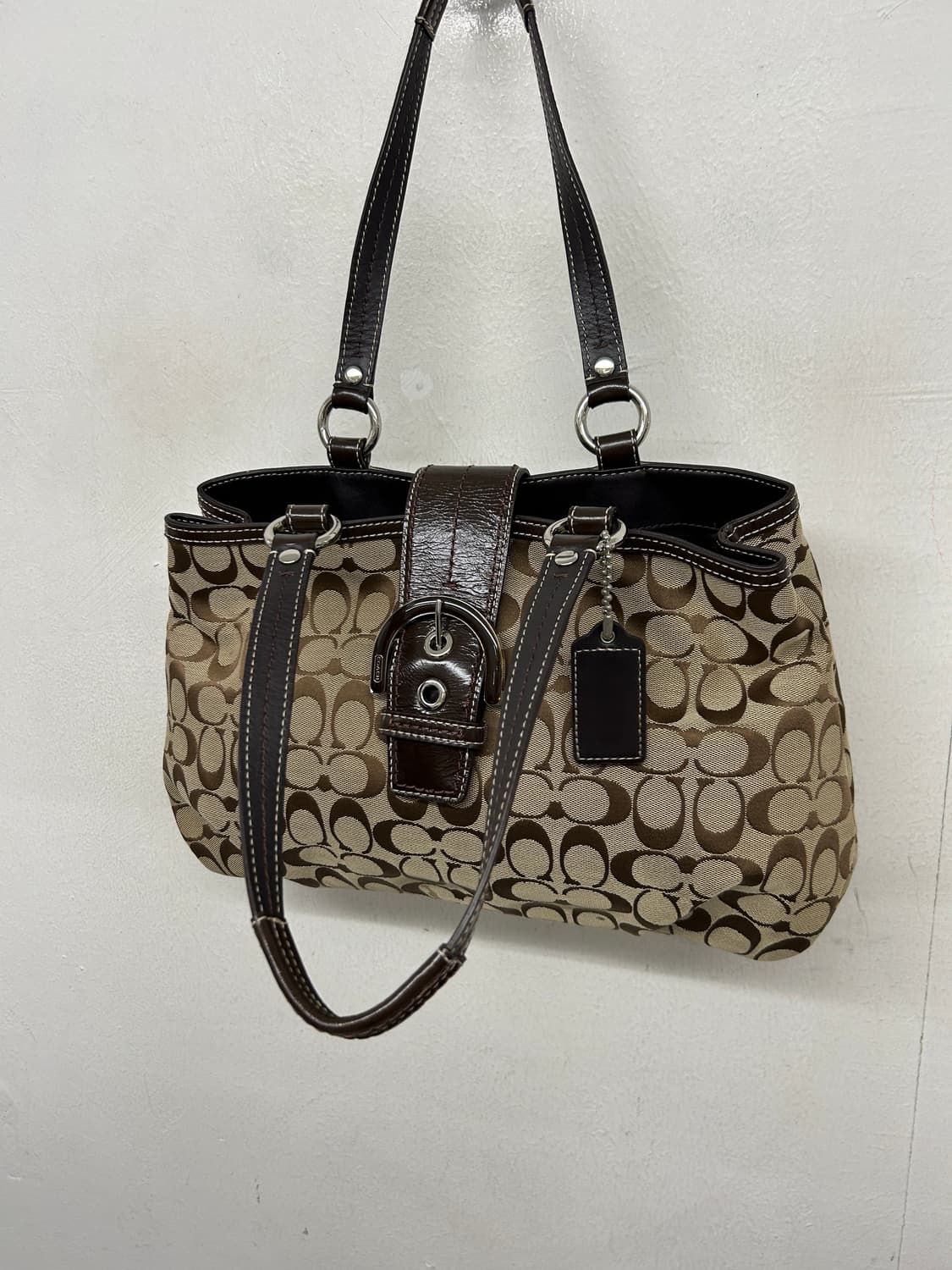 빈티지 코치 시그니처 숄더백 브라운 상품이미지3
