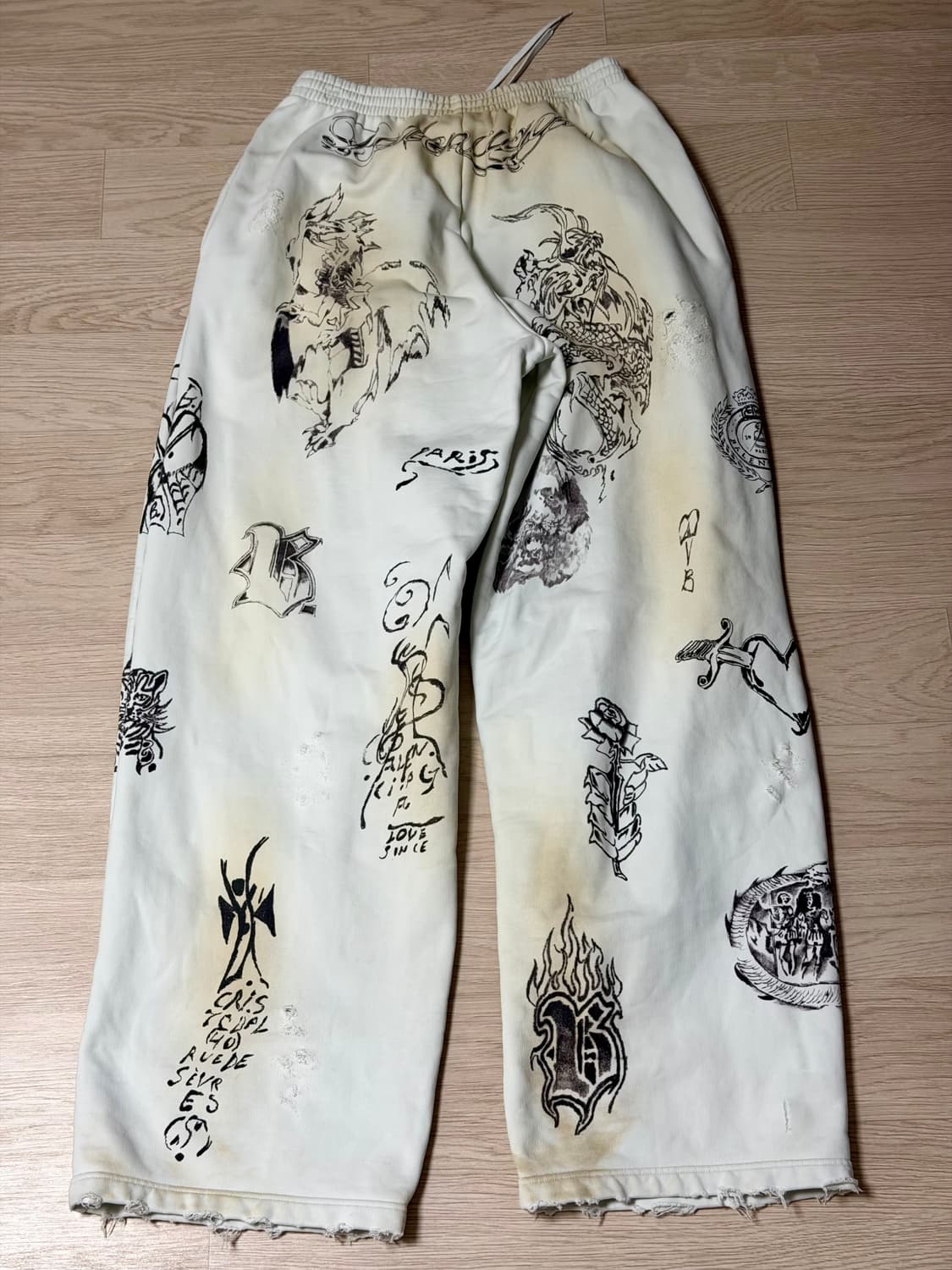 발렌시아가 타투 배기 스웻 팬츠 상품이미지2