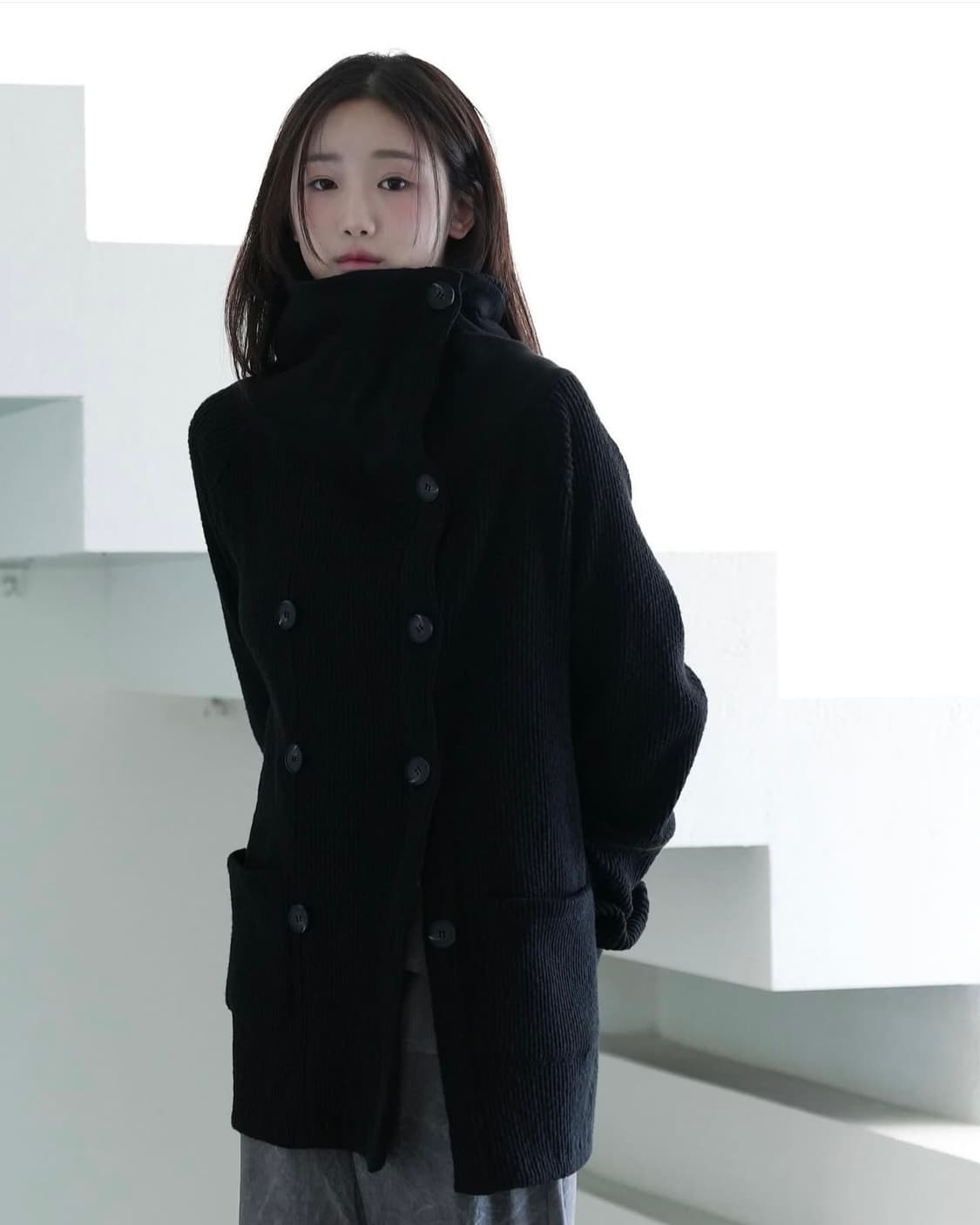 인앤양인하모니 Double button cardigan black 상품이미지5