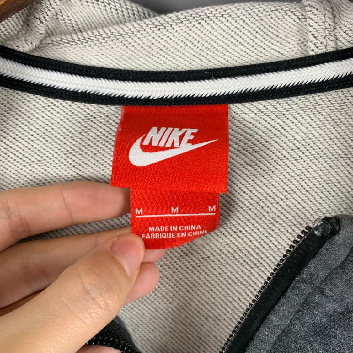 나이키 퓨추라 차콜 후드집업 상품이미지7