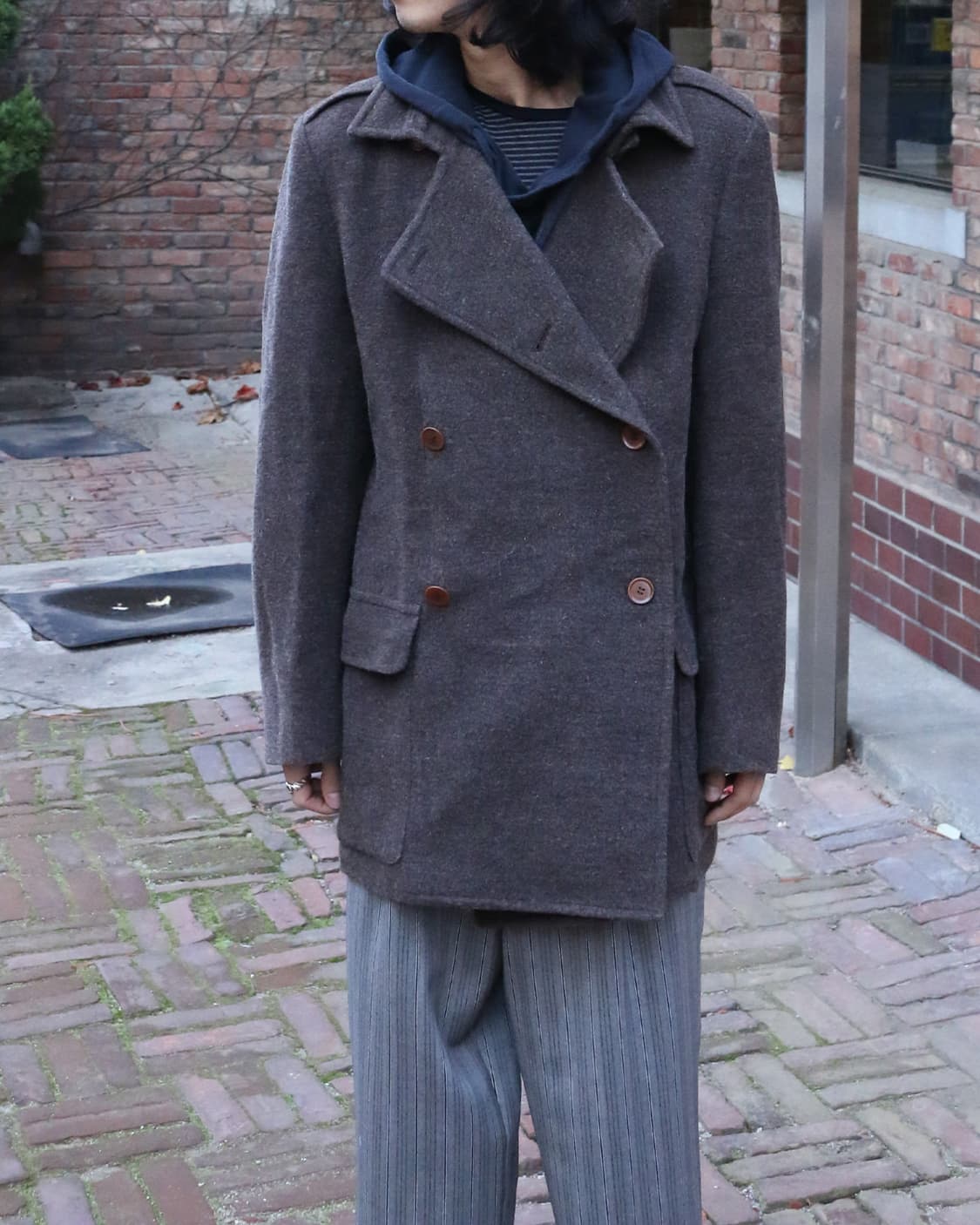  캐서린 햄넷 더블브레스티드 울 피 코트  상품이미지3