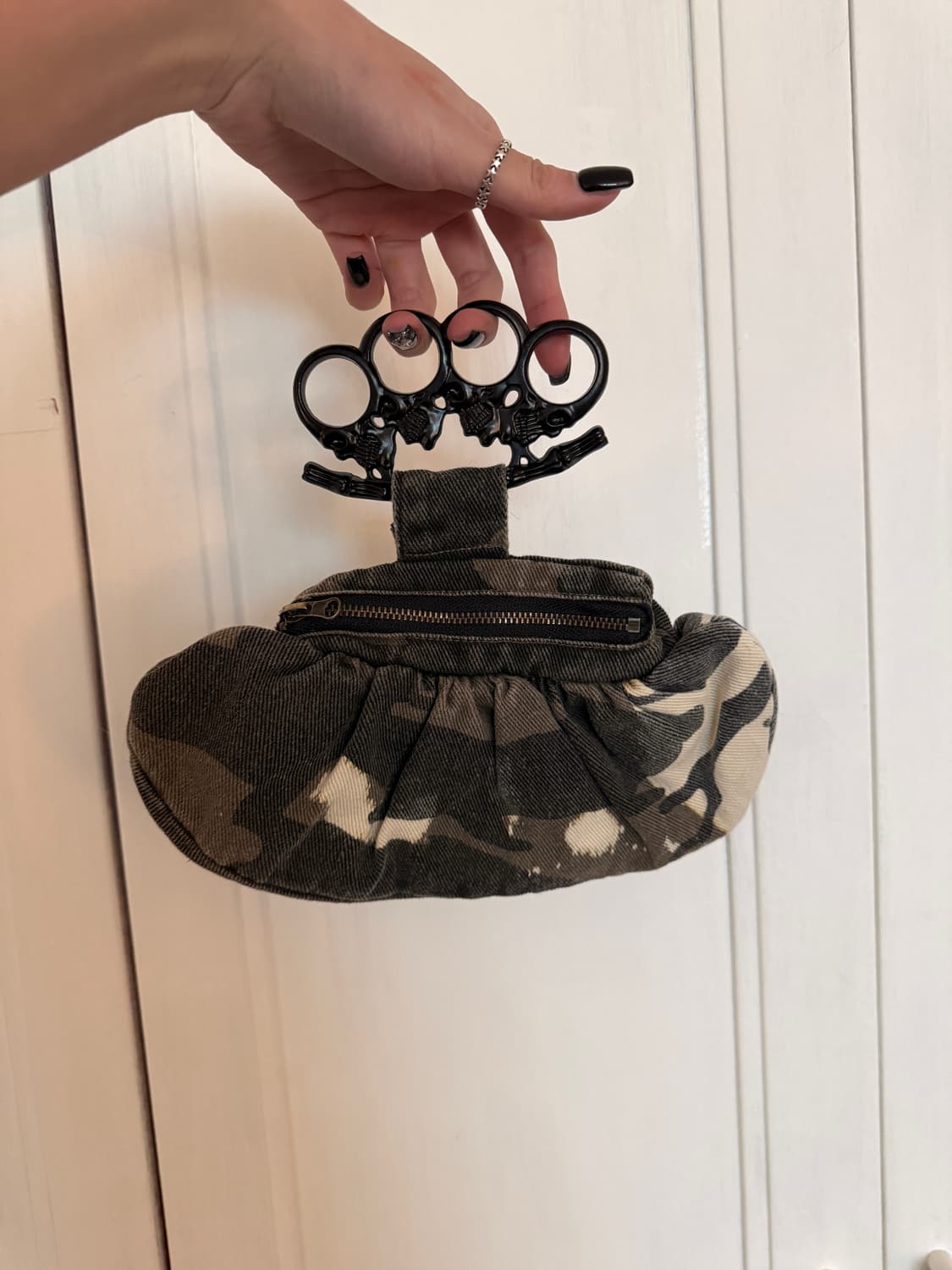 noname space 카모 너클 클러치 상품이미지2