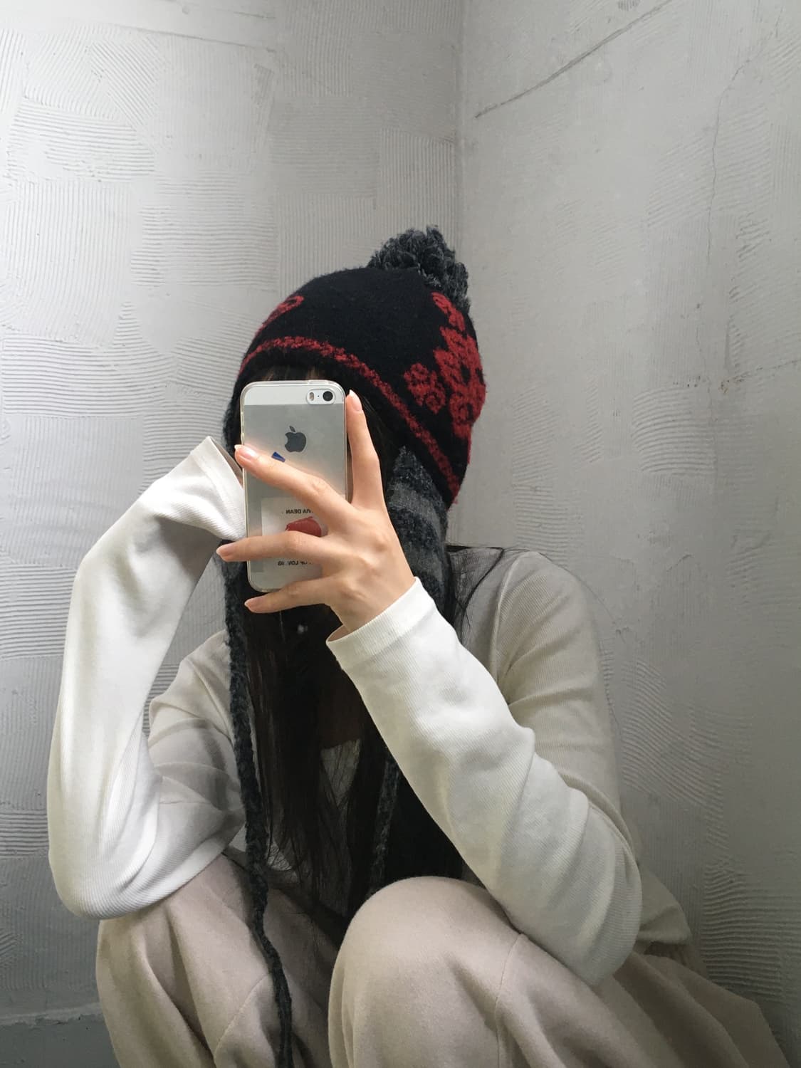 Vivienne Westwood 비비안웨스트우드 니트 이어 플랩 비니 상품이미지2