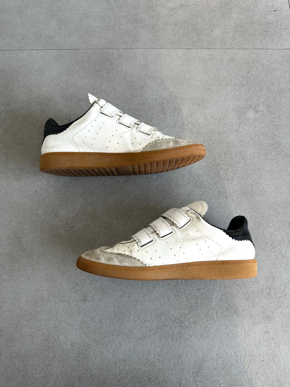 이자벨마랑 베스 화이트 벨크로 레더 스니커즈 상품이미지4