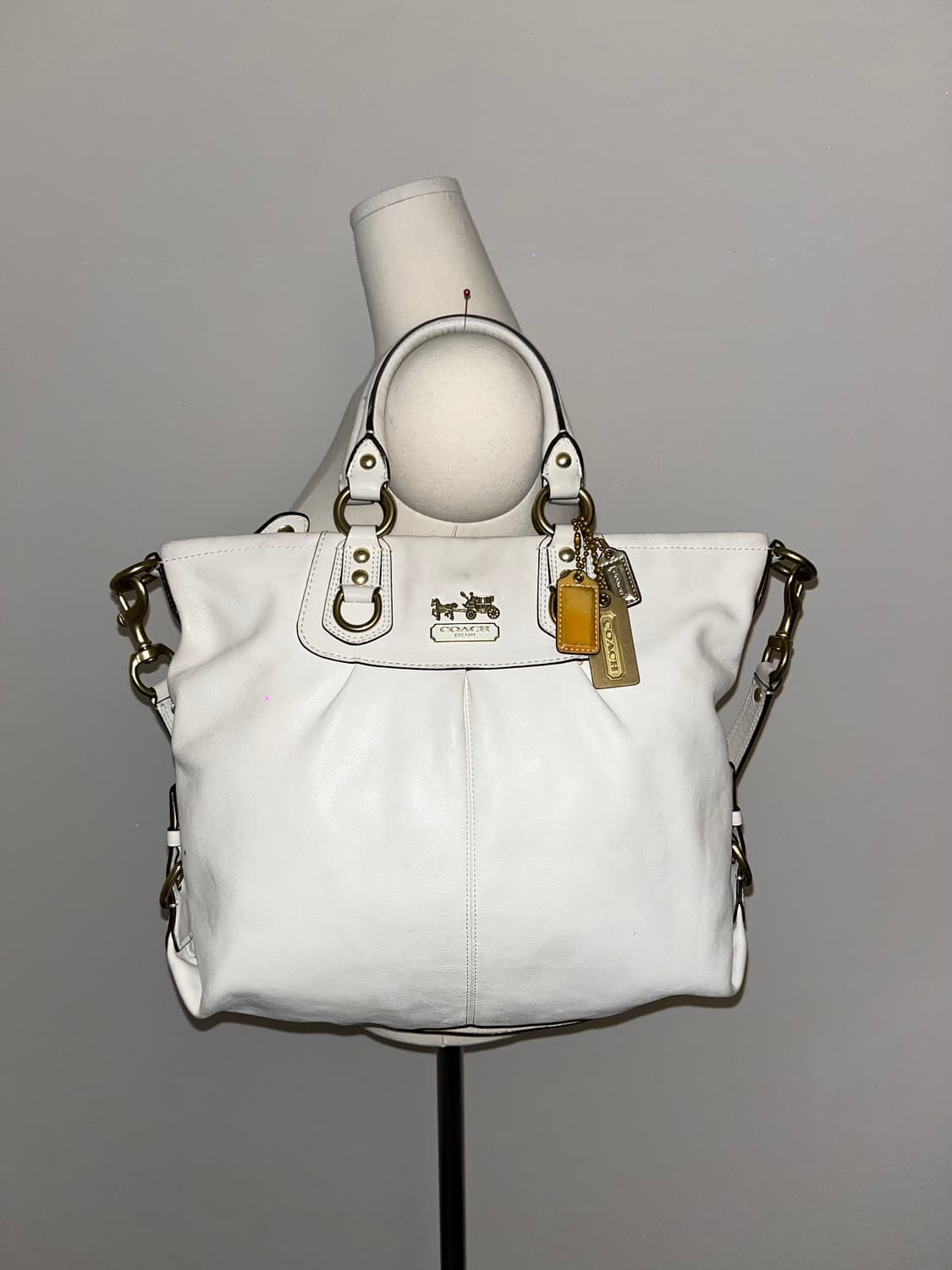 📦90s Coach allwhite shoulder bag 상품이미지1