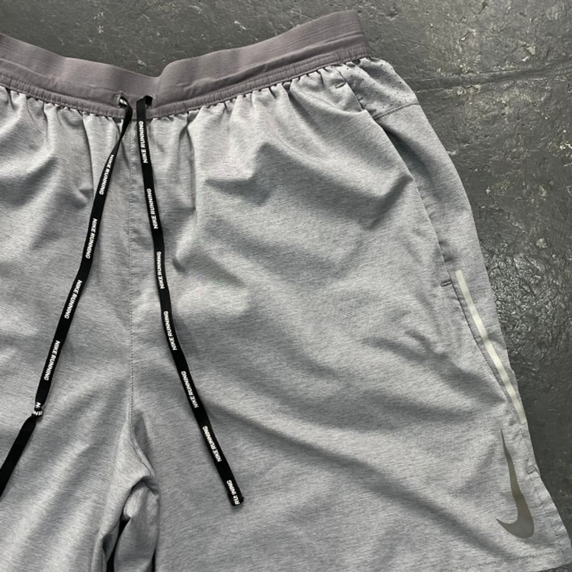 105 나이키 러닝 반바지 상품이미지2