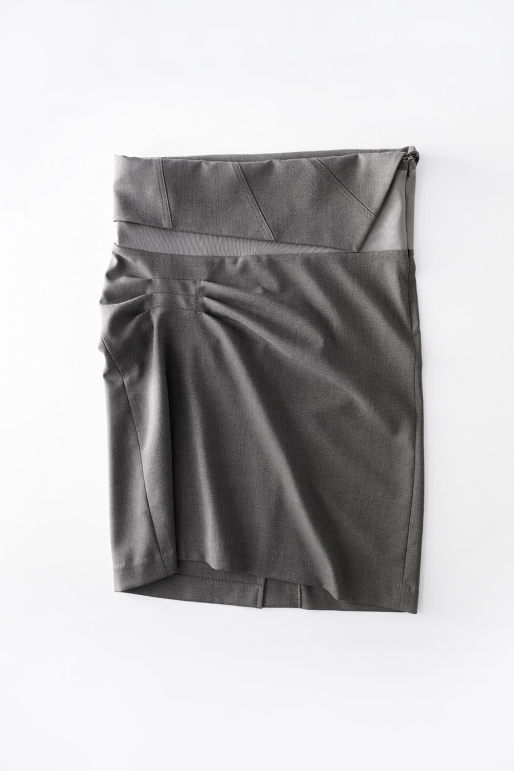 Ulika sanctus Brace Pintuck Skirt Beige 상품이미지1