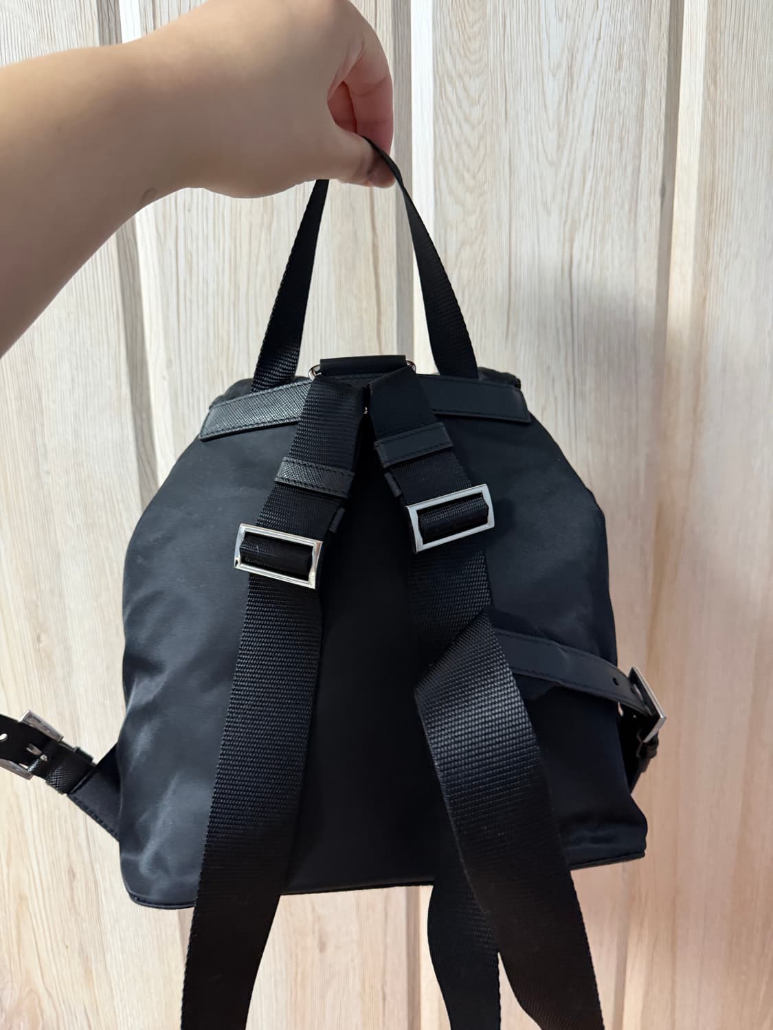 프라다백팩 팔아요 상품이미지3