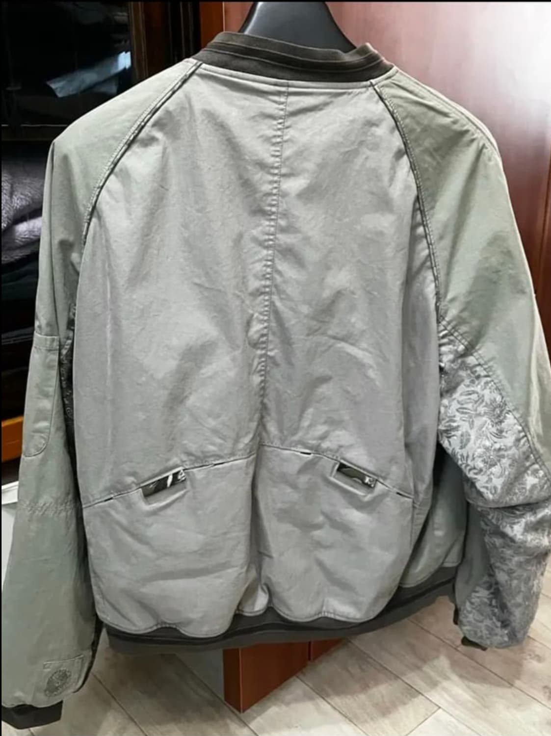 [4] (초판) 폴리테루 플로럴 수베니어
봄버 초판 상품이미지4