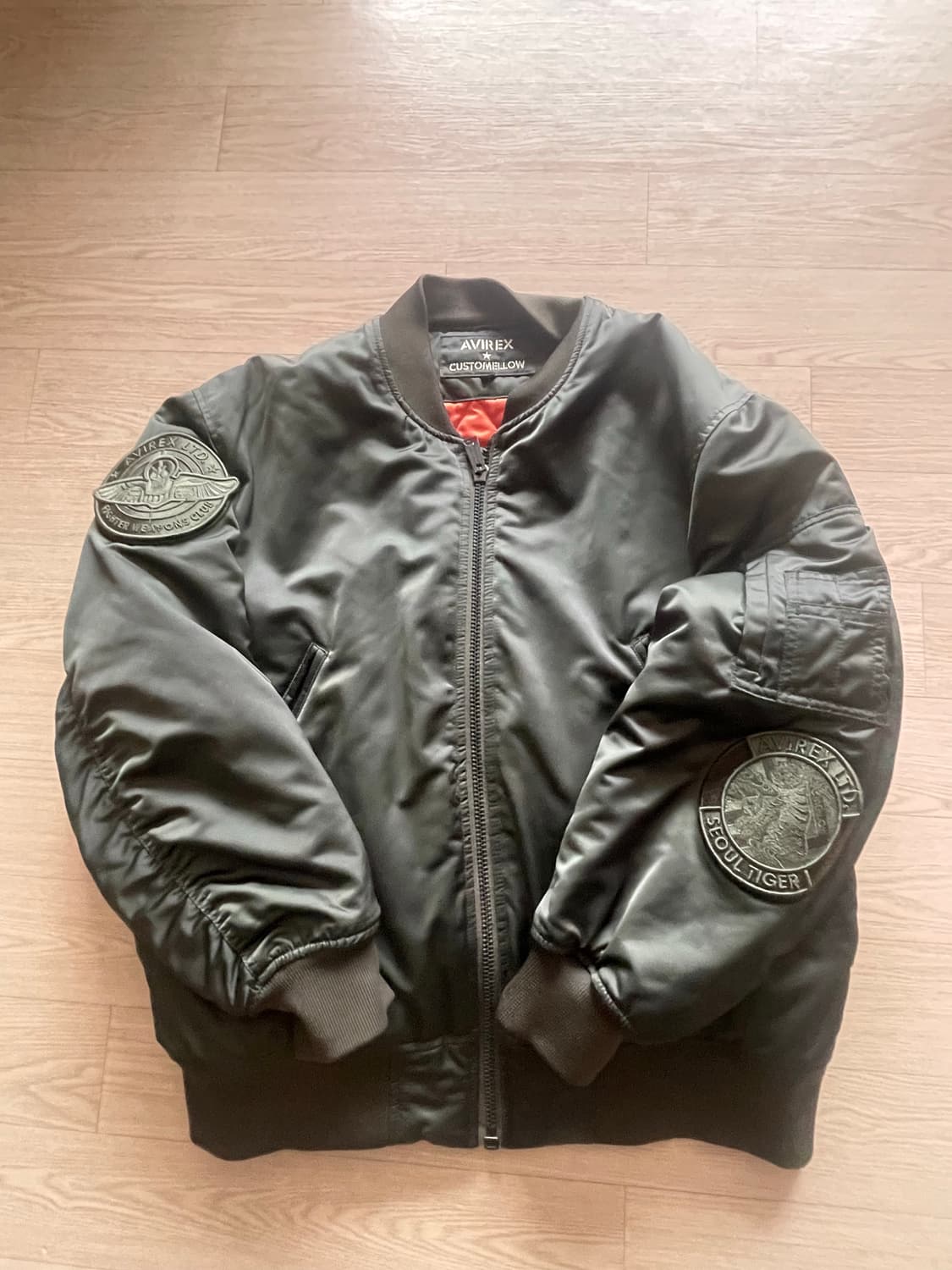 아비렉스 커스텀멜로우 콜라보 마원 m 카키 상품이미지1