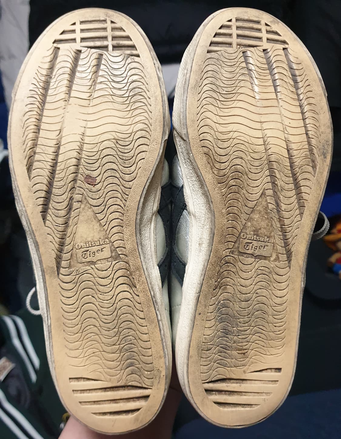 오니츠카타이거 파브레 실버 블랙 스니커즈 (245) 상품이미지4