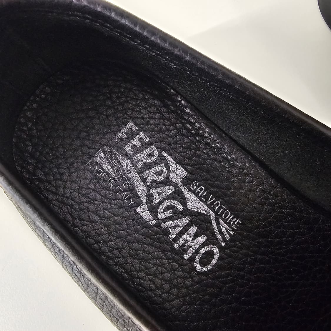 페레가모 간치니 로퍼 상품이미지3