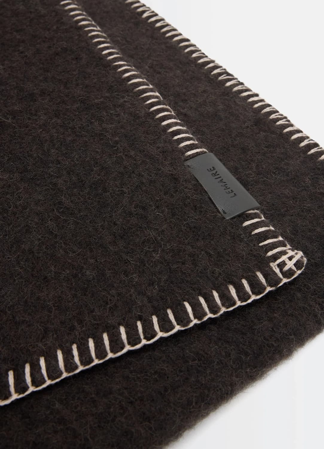 르메르 25fw COCOTTE FLUFFY 알파카 머플러/실 브라운 상품이미지2