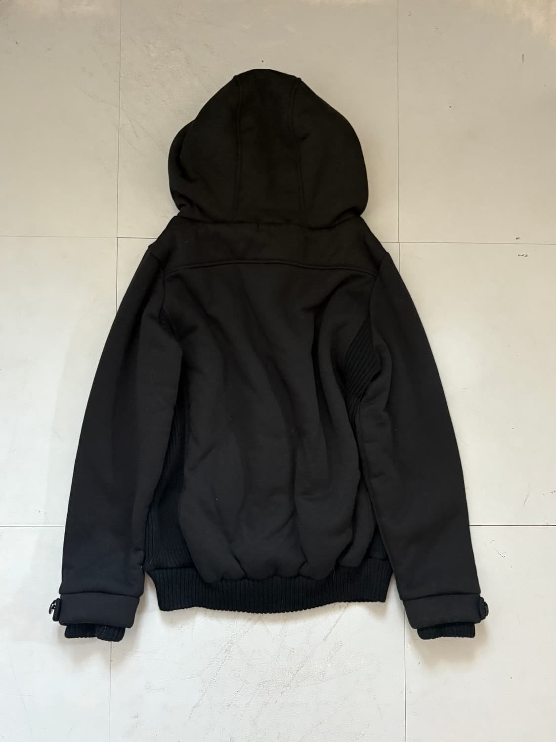 • Black High-Neck Hooded Zip-Up 상품이미지5