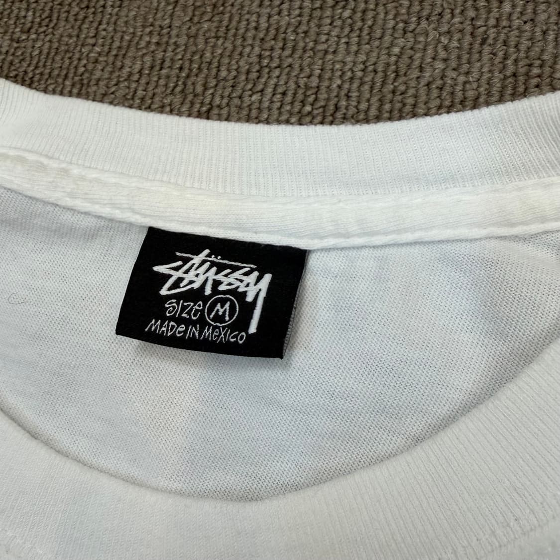stussy 스투시 스트로우베리 티셔츠 m  상품이미지3