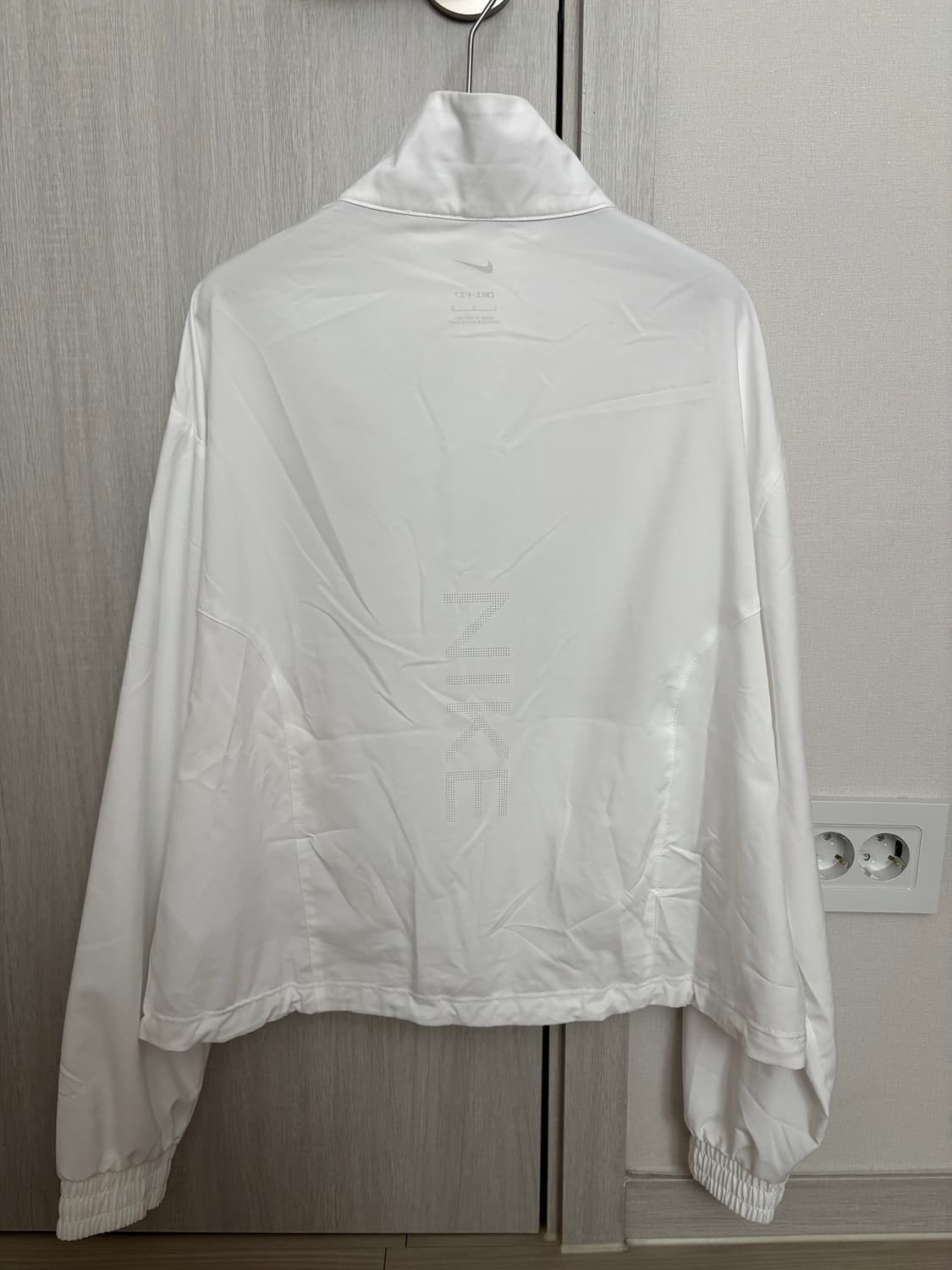 나이키 여성용 드라이핏 바람막이 자켓 화이트 상품이미지6